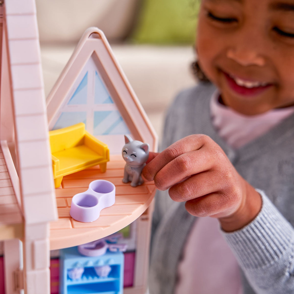 Tote-ables Cottage Doll House Playset for Kids, Includes Doll, Ages 3+