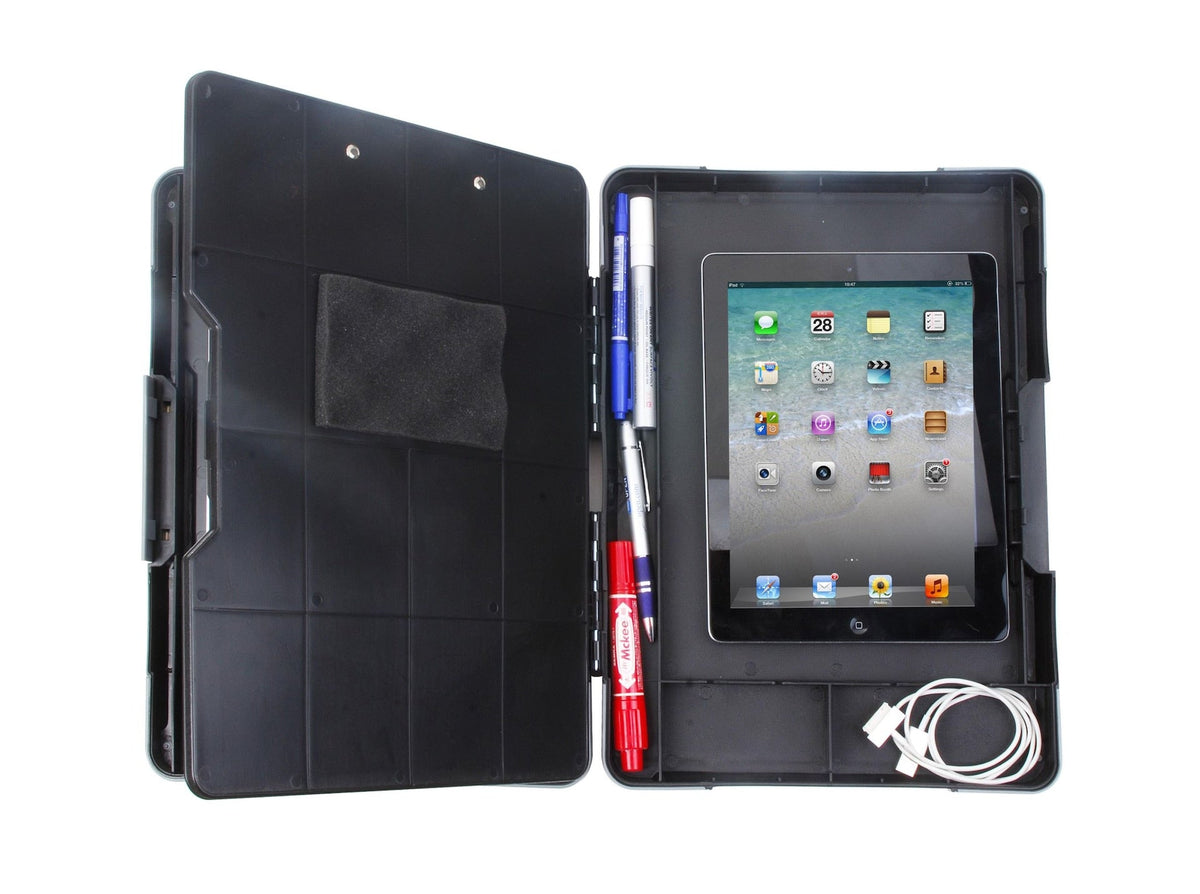 MAXIMUM Organizer with Clipboard, 9 Pockets