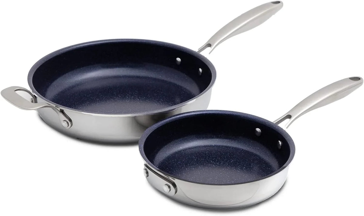 The electromagnetic frying pan can precisely control the temperature, ranging from 100°F to 575°F with intervals of 5°F. The pan body is dark in color, which can add complex charred aromas and flavors. The power is 3 watts. The specifications are 600