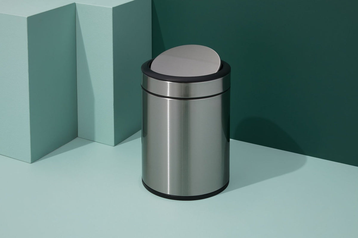 type A Steel and Plastic Circular Swing Lid Garbage Bin, Silver, 8-L